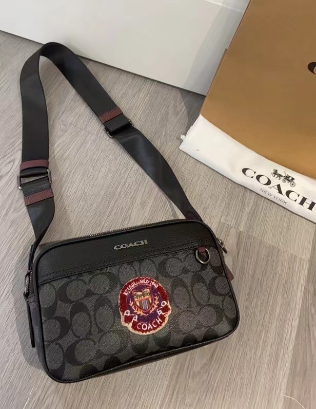 Bolsa camera grafite com patch circular 4
