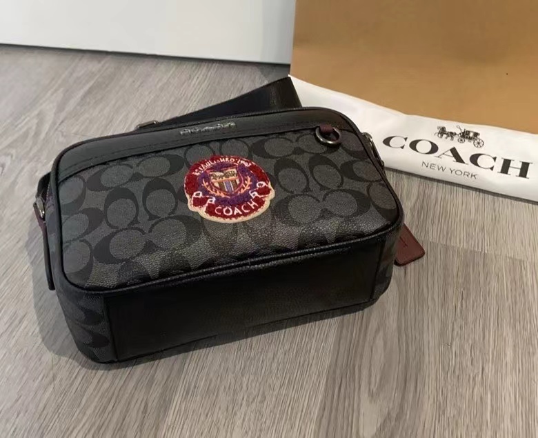 Bolsa camera grafite com patch circular 5
