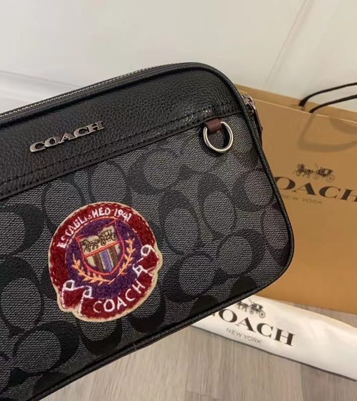 Bolsa camera grafite com patch circular 7