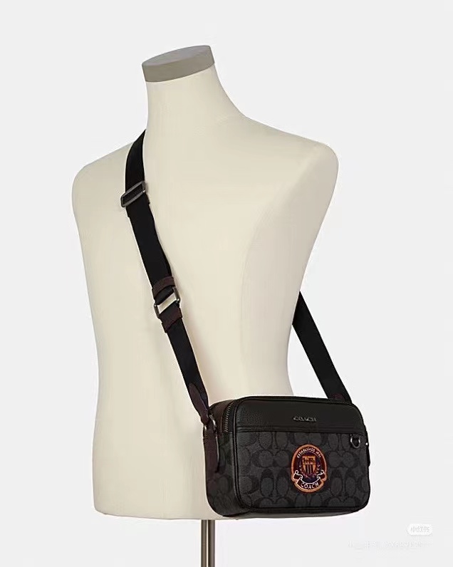 Bolsa camera grafite com patch circular 9