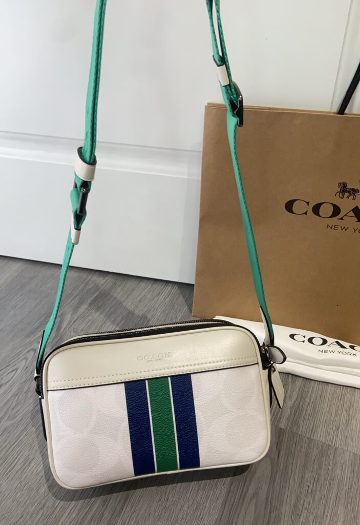 Bolsa camera branca com faixa verde 2