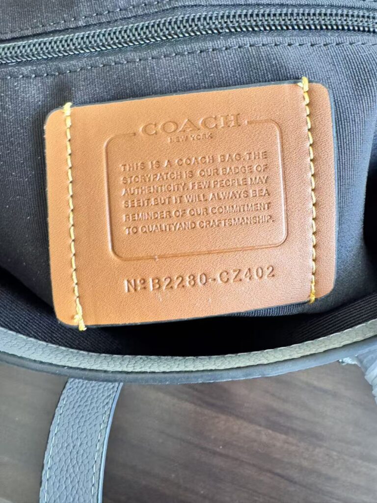 Bolsa tote estruturada cinza 9