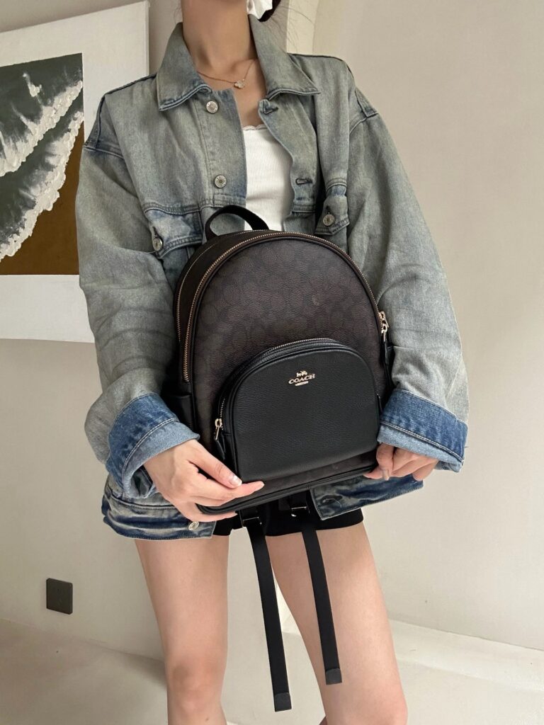 Mochila pequena urbana com opcoes de cor 2