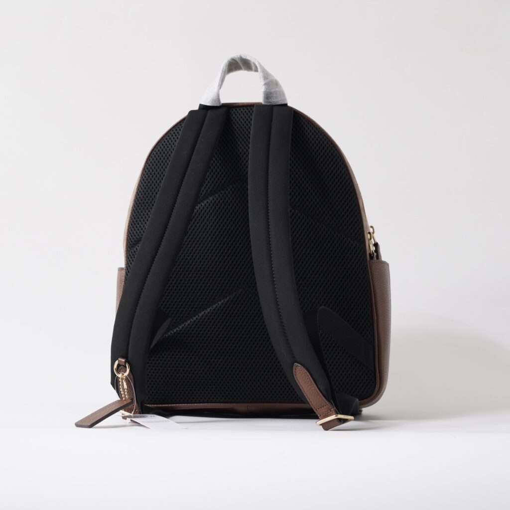 Mochila pequena urbana com opcoes de cor 8