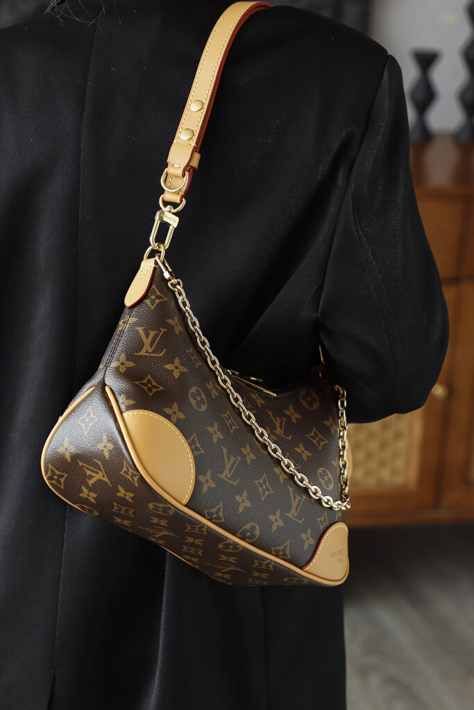 Bolsa Boulogne PM em canvas Monogram 2