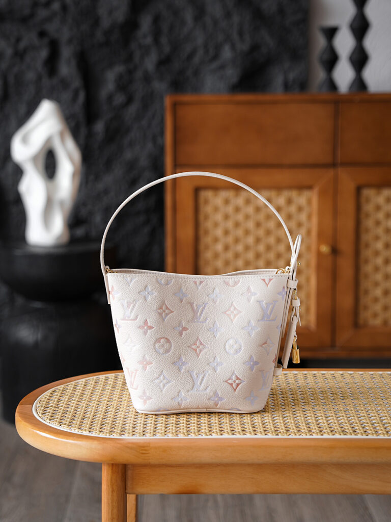Bolsa All In BB Dream em couro Monogram Empreinte 2