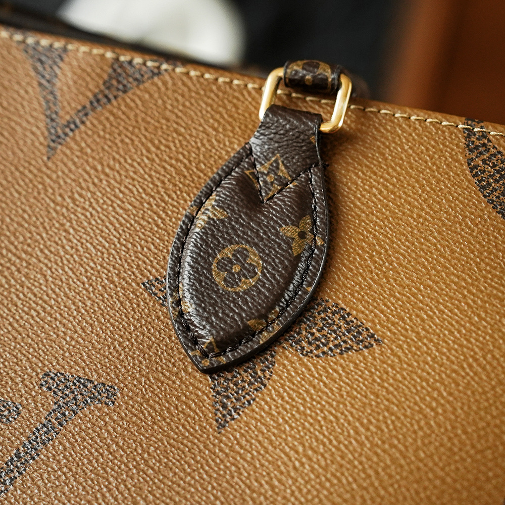 Bolsa Onthego MM em canvas Monogram Reverse 7