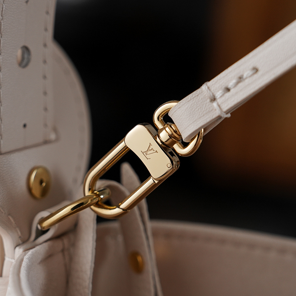 Bolsa All In BB Dream em couro Monogram Empreinte 9