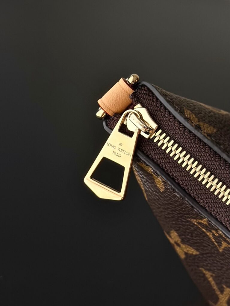 Bolsa Nano Boulogne em canvas Monogram 14