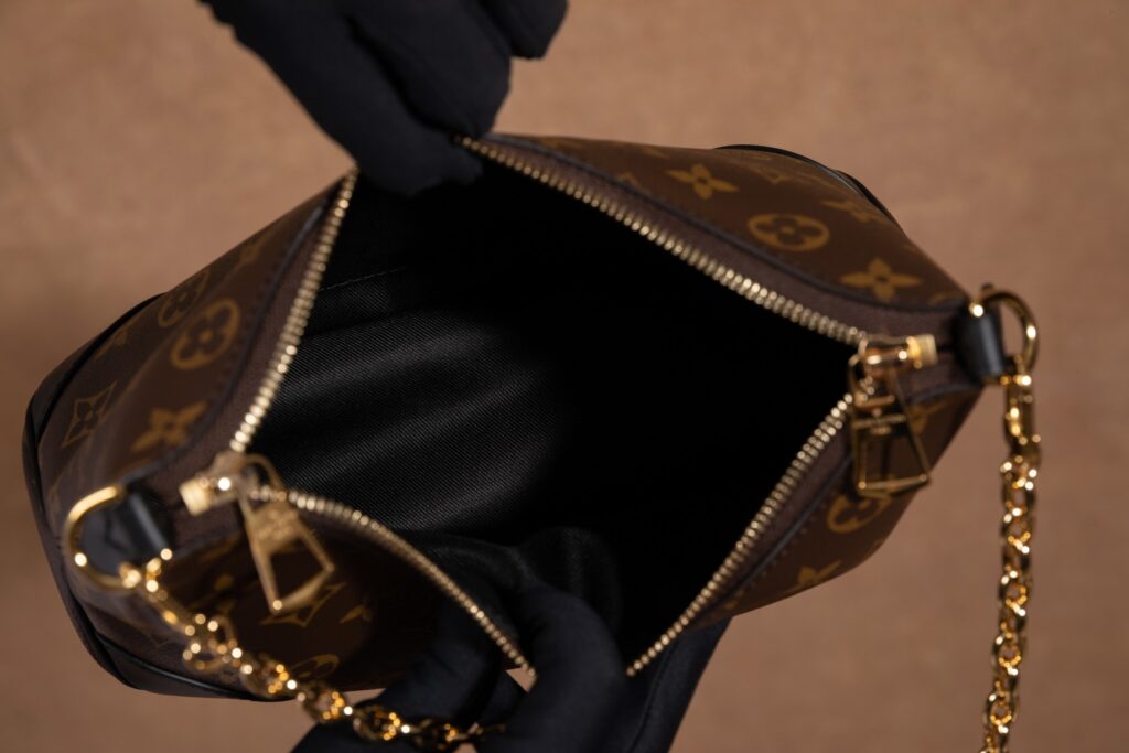 Bolsa Boulogne pequena Monogram preto 18