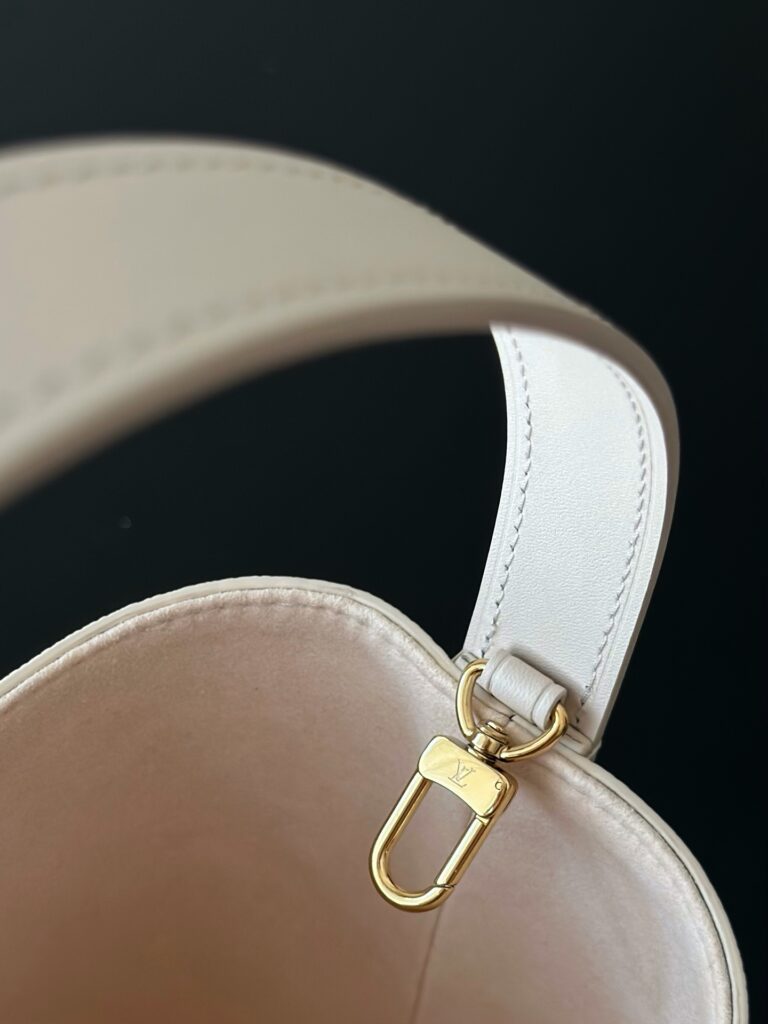 Bolsa All In BB Dream em couro Monogram Empreinte 18
