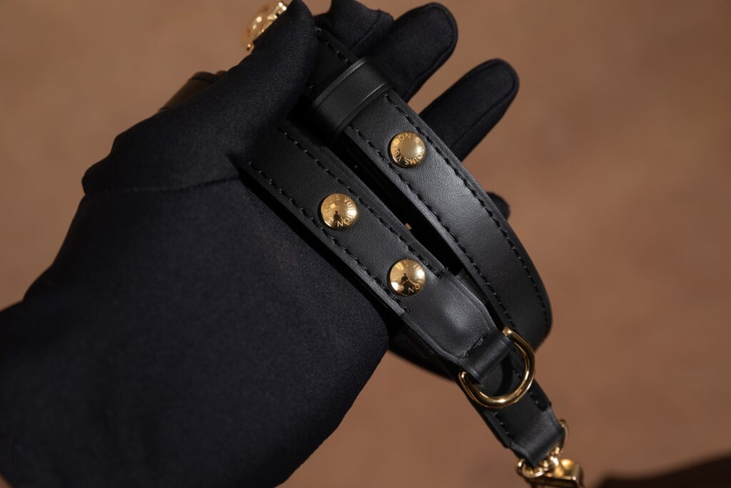 Bolsa Boulogne pequena Monogram preto 19