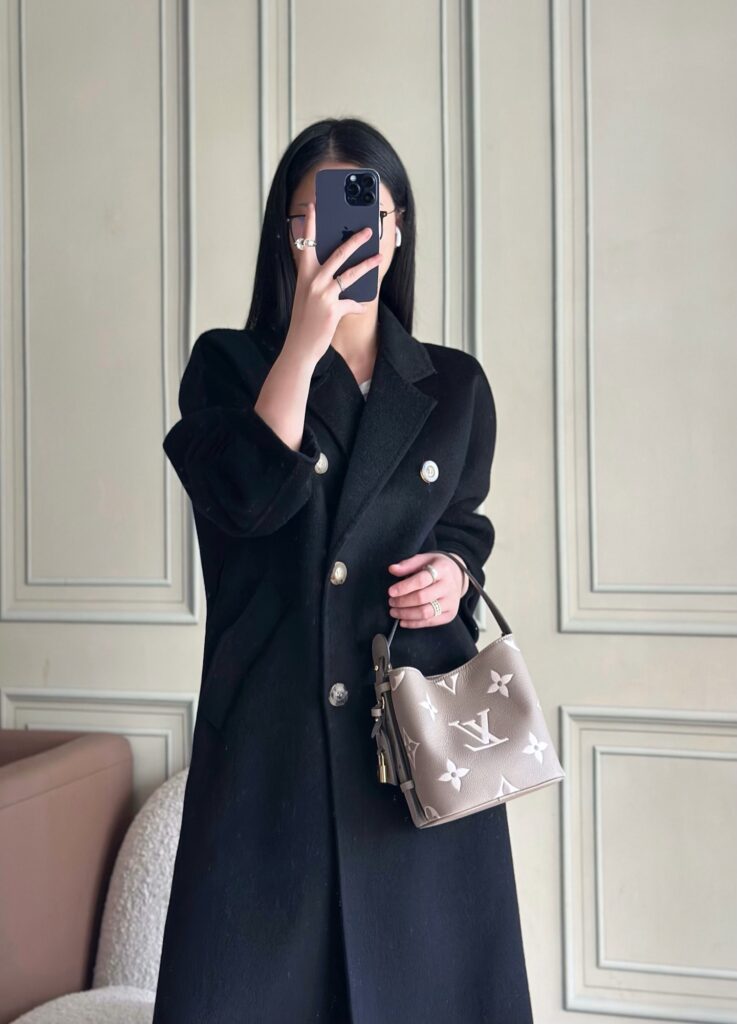 Bolsa All In BB Monogram Empreinte taupe e creme 24