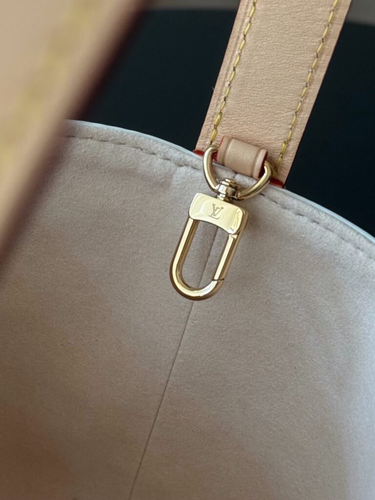 Bolsa All In BB multicolor em canvas Monogram 27