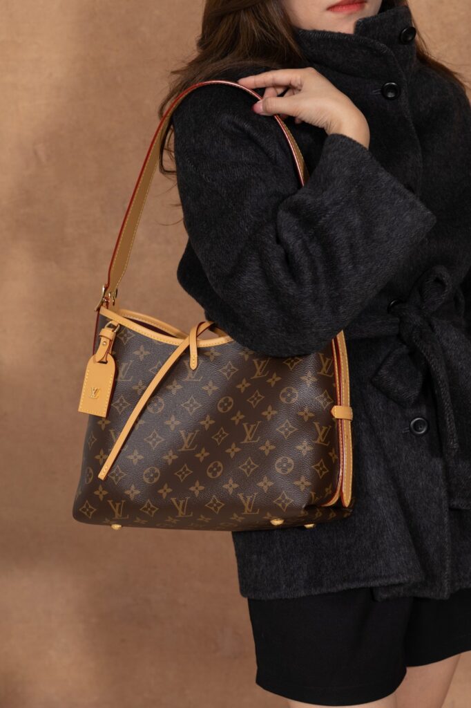 Bolsa CarryAll PM em canvas Monogram 31