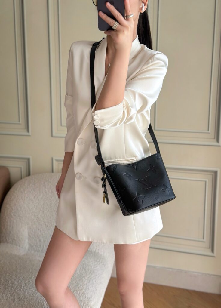 Bolsa All In BB Monogram Empreinte preta 36