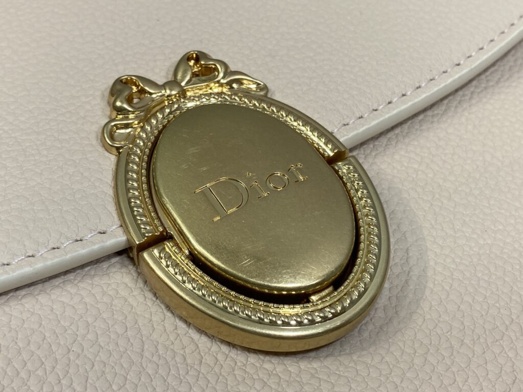 Bolsa Dior Saddle com ferragens douradas vintage 2