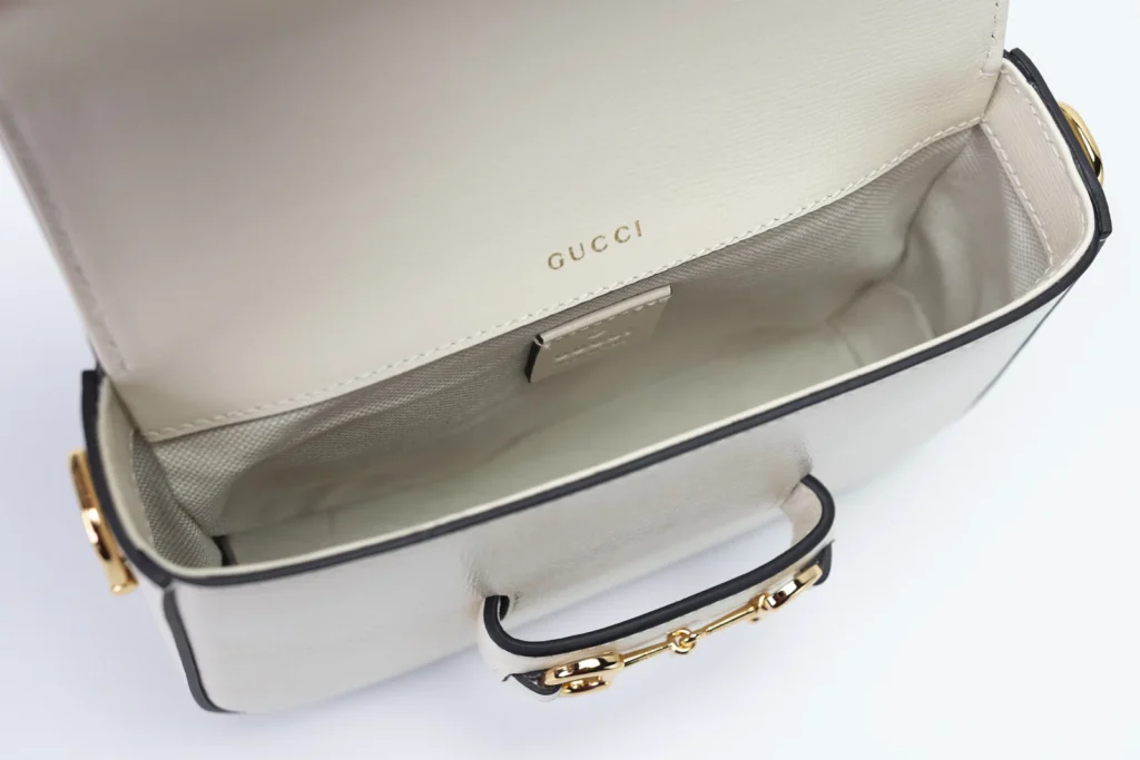 ACBOLSA-GU043