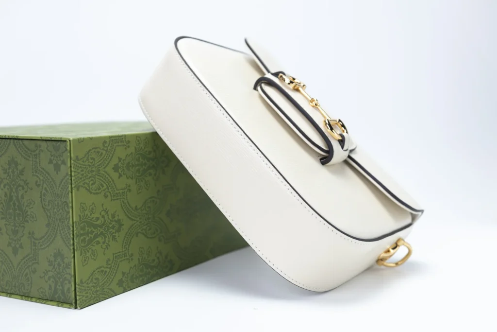 ACBOLSA-GU043