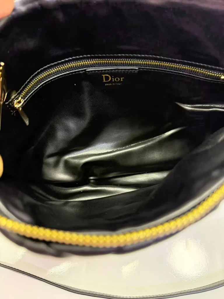Bolsa Dior Cannage com alça de corrente 31 x 21 cm - Preto - DI001