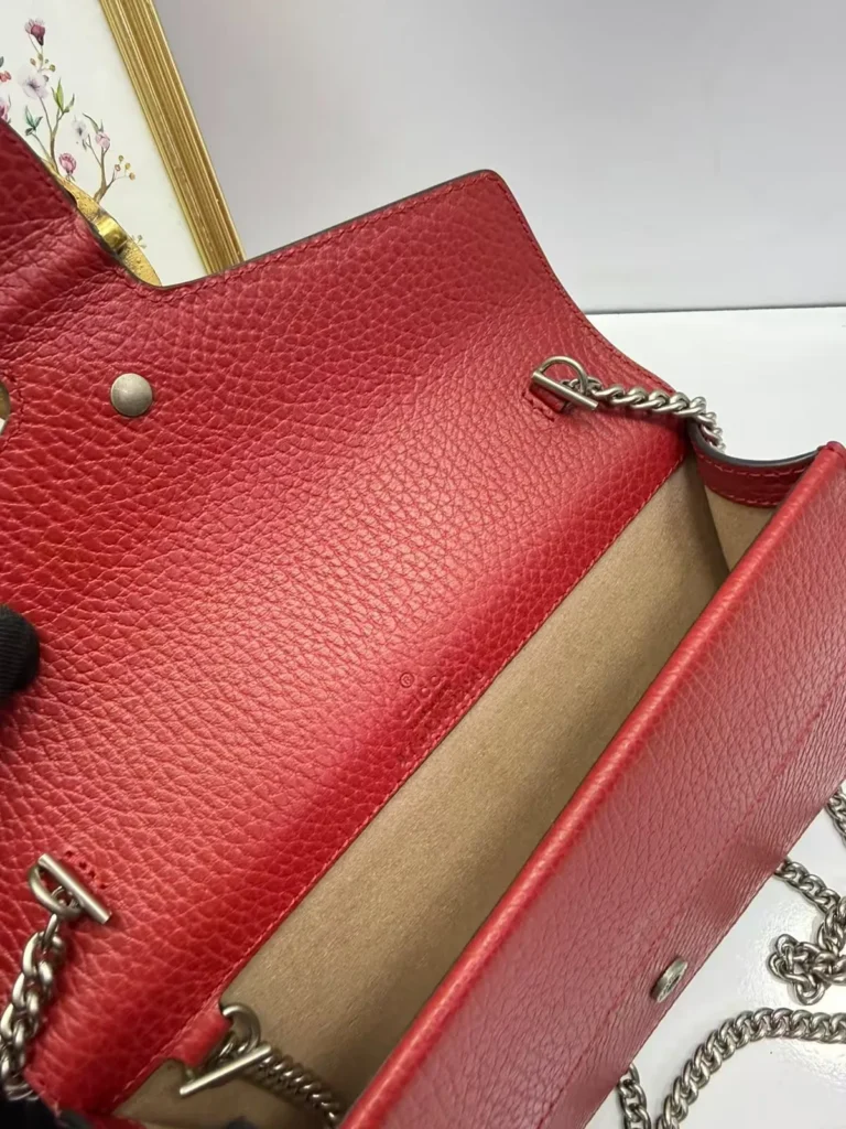 Bolsa carteira Gucci Dionysus vermelha com corrente 19 x 13 cm - Vermelho - GU073