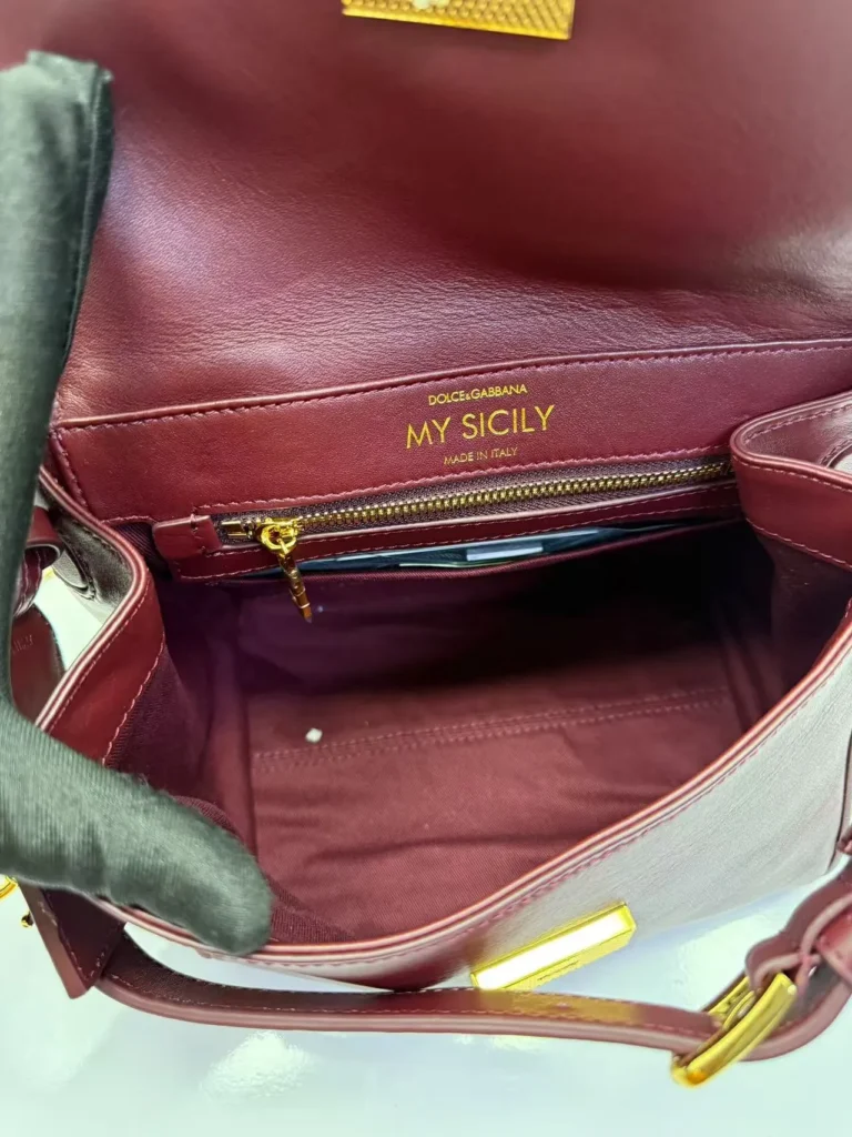 Bolsa vinho com alça de mão e zíper 22 x 17 cm - Vinho - YSL091