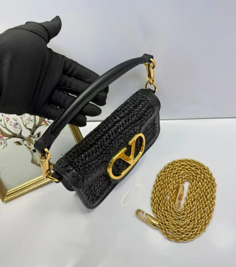Mini bolsa Dior preta em trama com logo CD e corrente - Preto - DI008