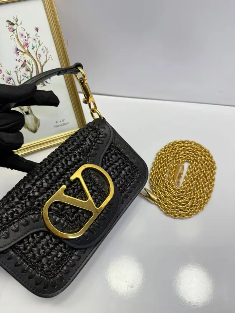 Mini bolsa Dior preta em trama com logo CD e corrente - Preto - DI008