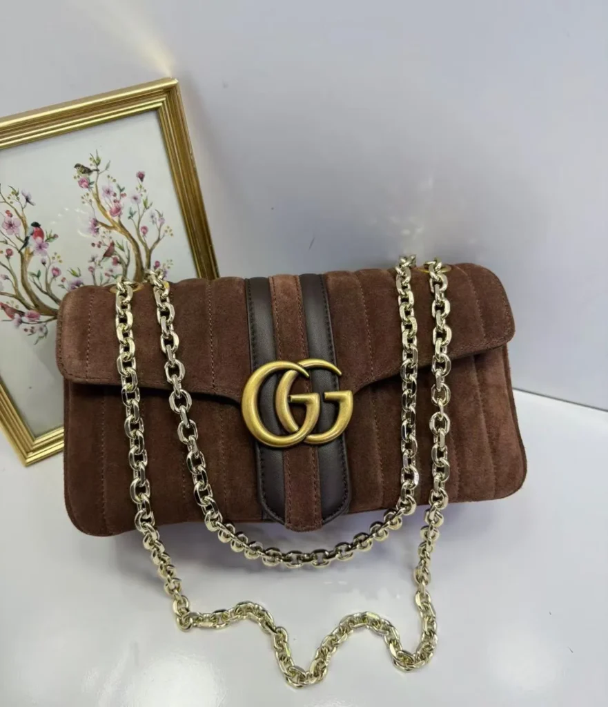 Bolsa de ombro Gucci GG Marmont marrom-escura matelassê - Marrom-escuro - GU076