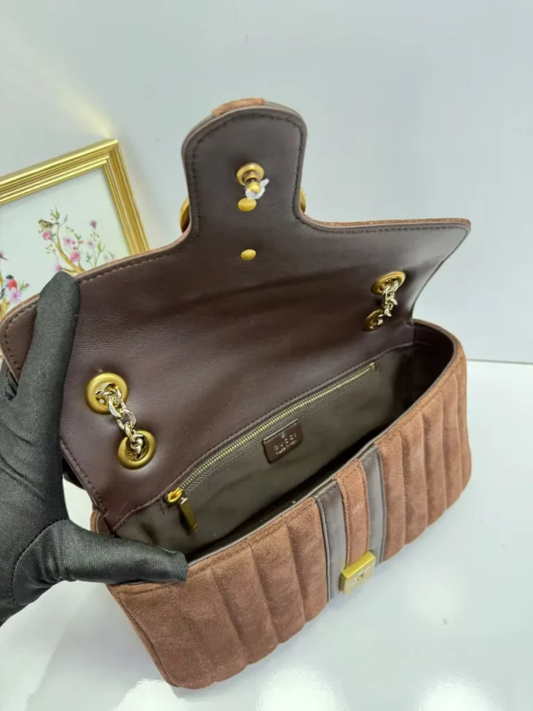 Bolsa de ombro Gucci GG Marmont marrom-escura matelassê - Marrom-escuro - GU076